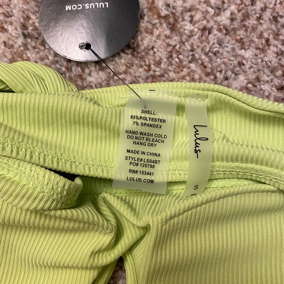 NWT Lulu’s V Bikini Top - Picture 6 of 6